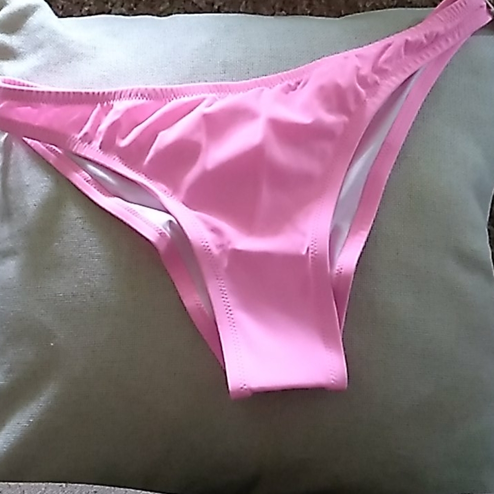 Bathing suit bottoms